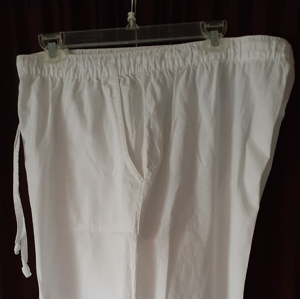 White Stag capris